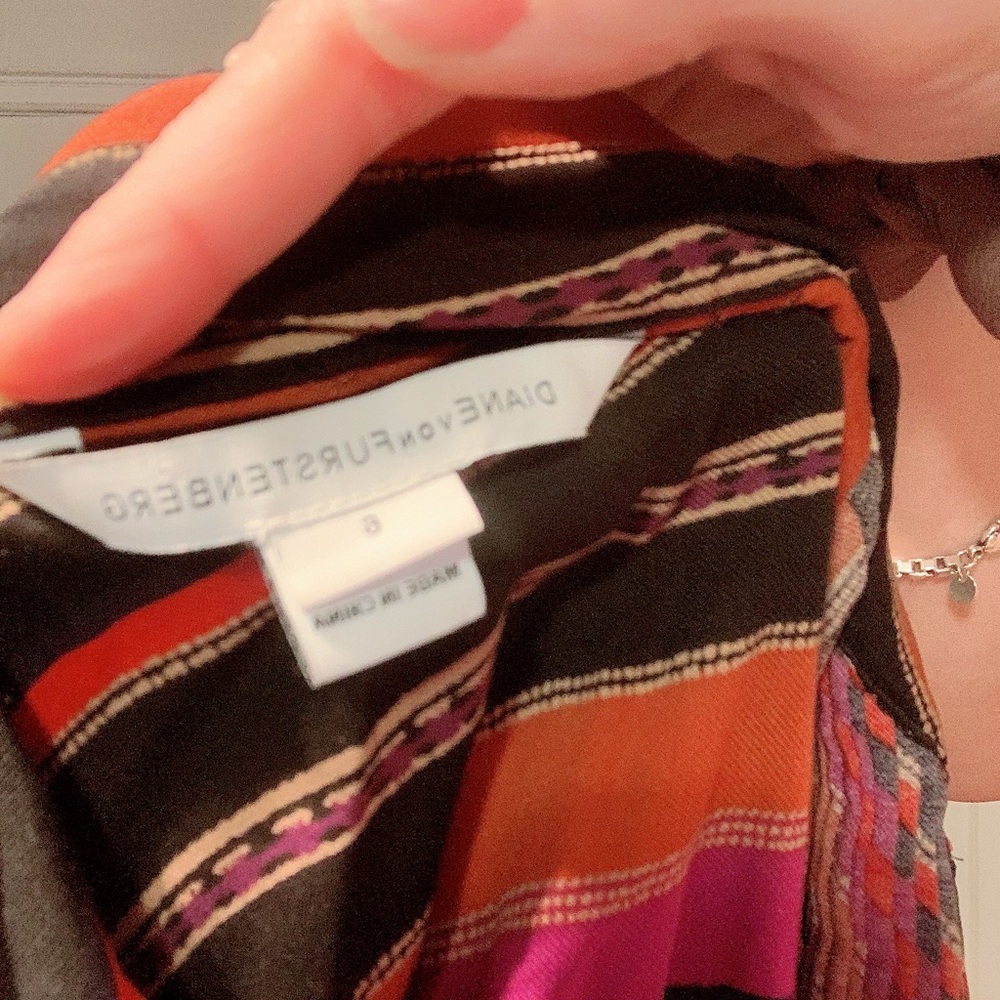 FAB-U-LOUS! Diane Von Furstenberg silk blend romper🎉🎉 - Picture 11 of 12